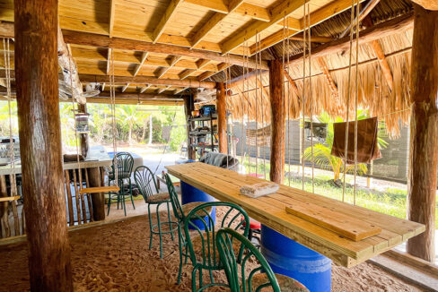 4-home-on-placencia-caye