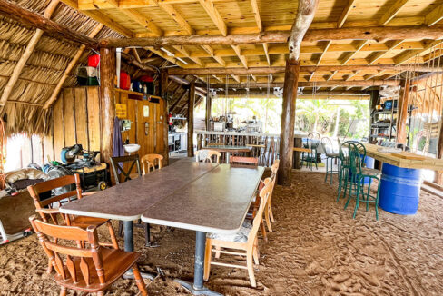 6-home-on-placencia-caye