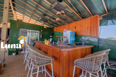 Barcade-upstsairs-loung