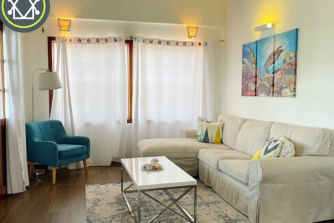 PH0043-2nd-floor-livingroom-1740x960-c-center