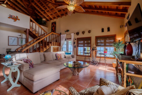 Tres+Cocos+Yellow+House+-+November_2024+-+LIGH9363-HDR