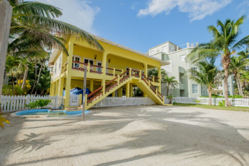 Tres+Cocos+Yellow+House+-+November_2024+-+LIGH9723-HDR
