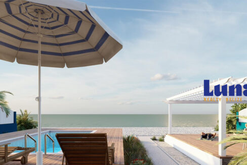 Turq-Seas-pool-and-beach-area
