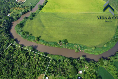 Water-Front-Property-for-Sale-in-Billy-White-3
