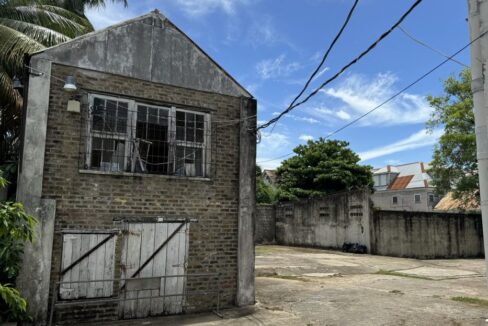 commercialbuildingforsaledowntownbelizecity9-1110x623