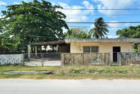 fixerupperhomeforsalecorozaltownbelize2-1110x623