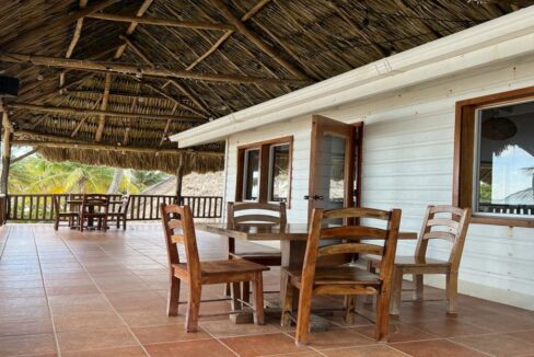 seafrontpropertysanpedrobelize9web-1110x623