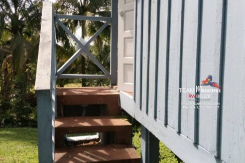 10-Acres-Cristo-Rey-Inside-Cabin-Pics11-1170x785