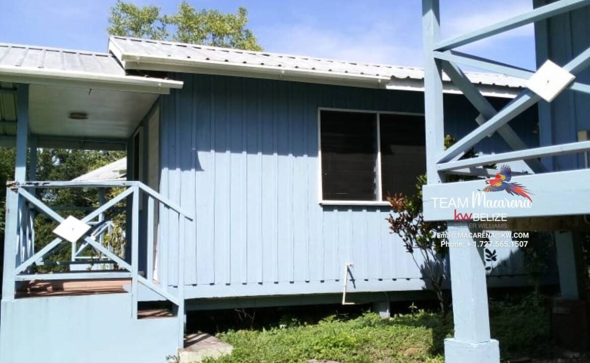 10-Acres-Cristo-Rey-Inside-Cabin-Pics2-1170x785