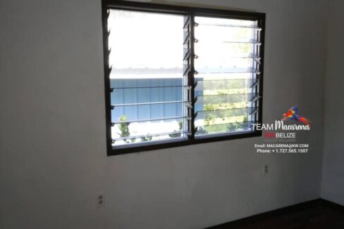 10-Acres-Cristo-Rey-Inside-Cabin-Pics7-1170x785