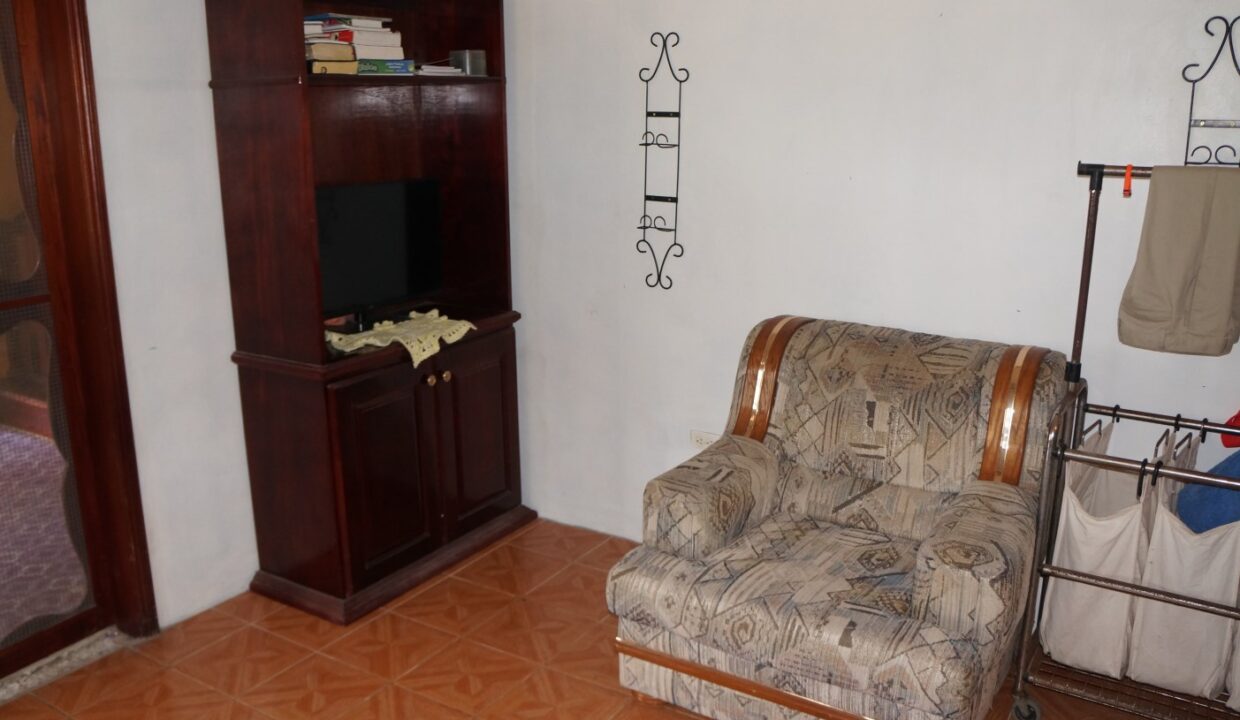 100011445051-dsc08258
