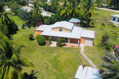 100011445080-aerial20villa20mango2016