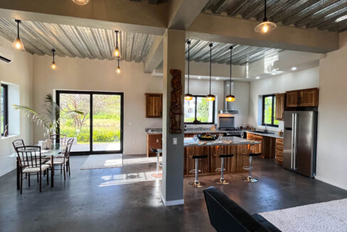 11-modern-house-in-placencia