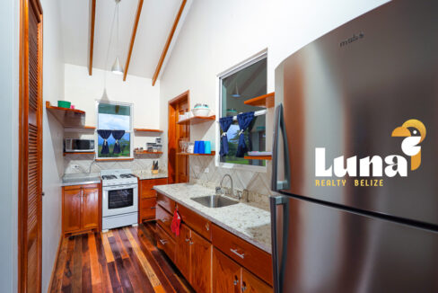 11.-Casa-Tamalito-Kitchen-copy-2-1170x785