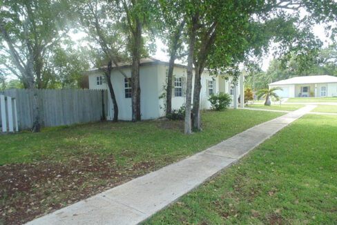 2165_20outsideofhouse