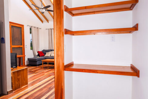 22.-Casa-Tamalito-Closet-1170x785