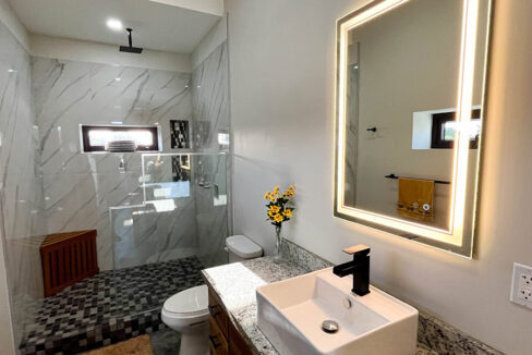 26-modern-house-in-placencia