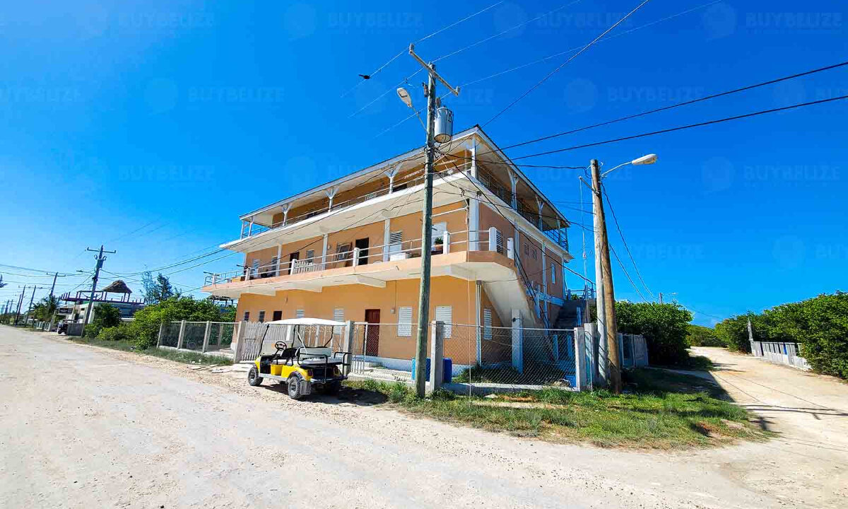 2793_120Building20view
