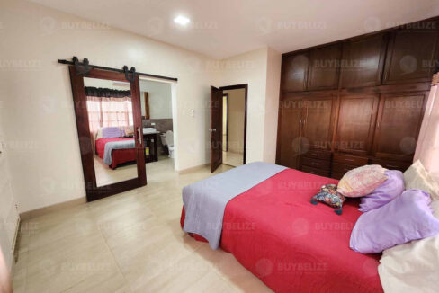 3215_520Bedroom