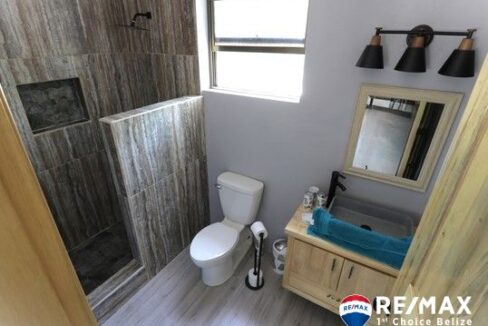 3220_Bathroom