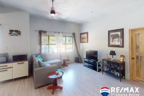 3220_PalmDrLivingRoom2