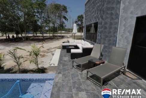 3220_Patio