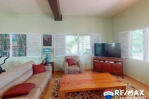 3224_PlantationDriveLivingRoom4