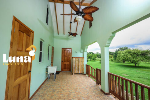 5.-Casa-Tamalito-exterior-back_-1170x785