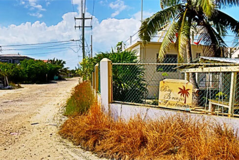 Bay_Breeze_Apartments_003_caye_caulker_belize