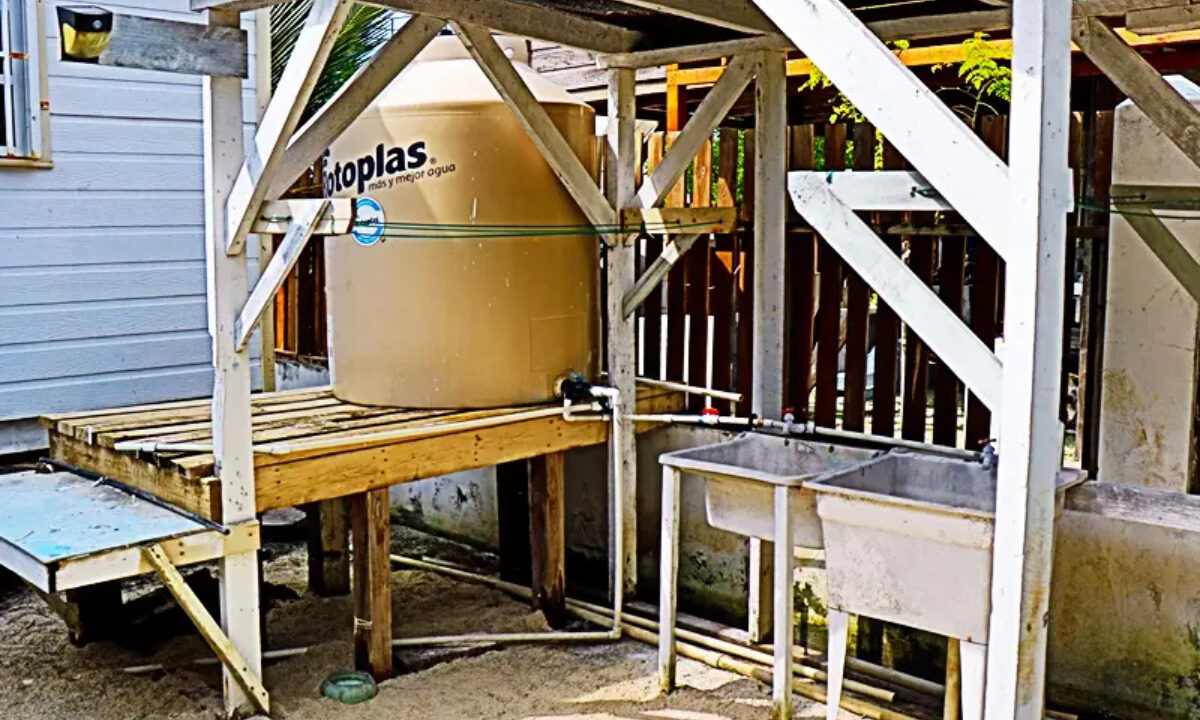 Bay_Breeze_Apartments_013_caye_caulker_belize