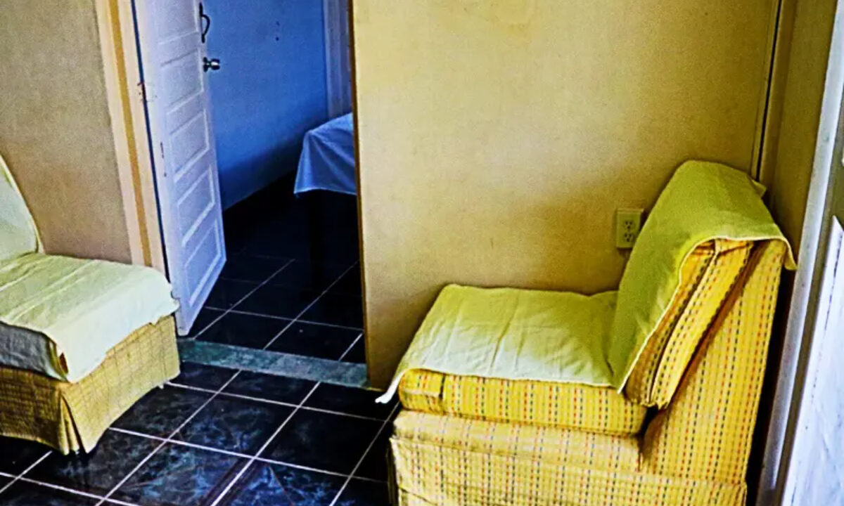 Bay_Breeze_Apartments_023_caye_caulker_belize