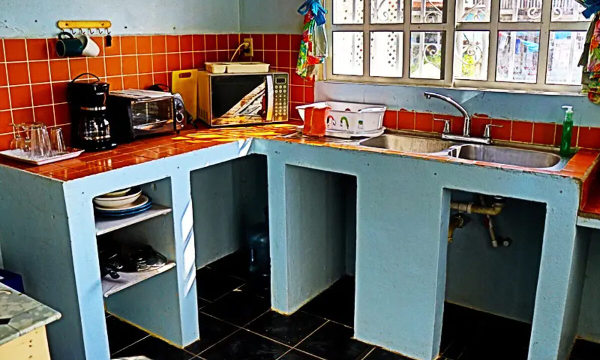 Bay_Breeze_Apartments_042_caye_caulker_belize
