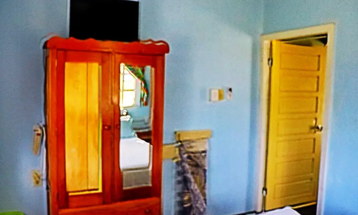 Bay_Breeze_Apartments_069_caye_caulker_belize