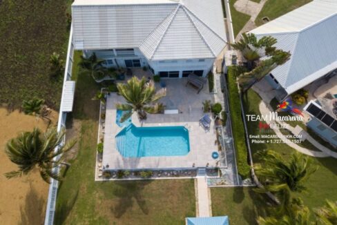 Beautifully-Furnished-Waterfront-Home-9-1170x785