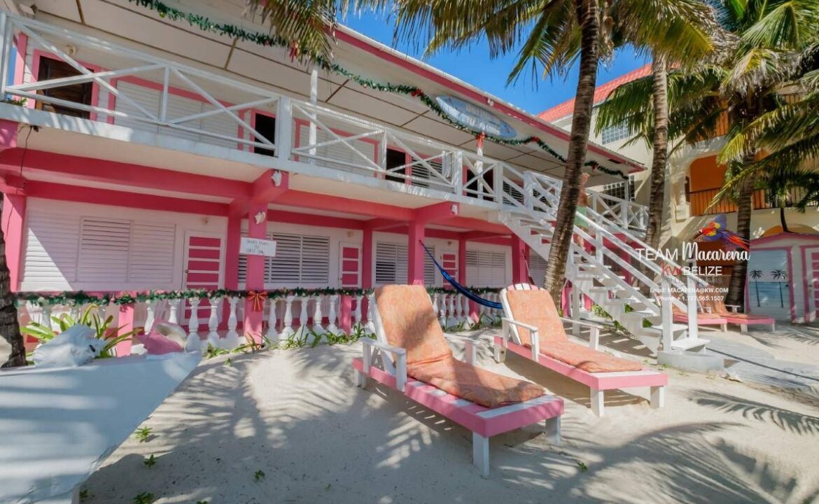 Belize-Resort-with-Views-of-Barrier-Reef1-1170x785