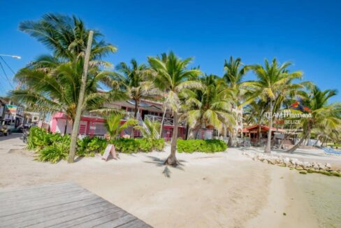 Belize-Resort-with-Views-of-Barrier-Reef11-1170x785