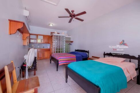 Belize-Resort-with-Views-of-Barrier-Reef12-1170x785