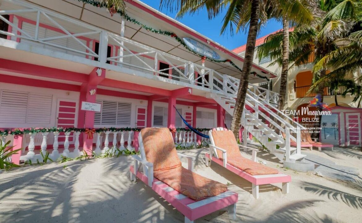 Belize-Resort-with-Views-of-Barrier-Reef2-1170x785