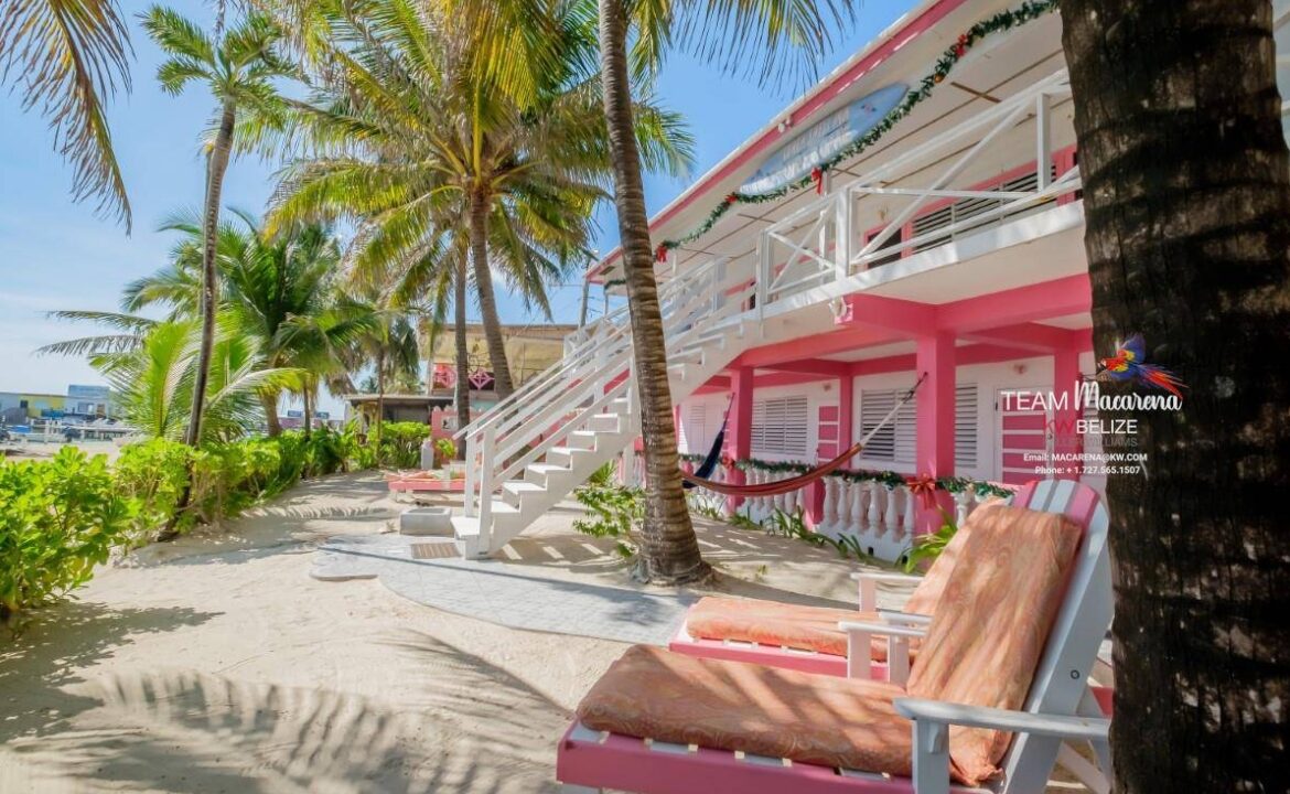 Belize-Resort-with-Views-of-Barrier-Reef26-1170x785