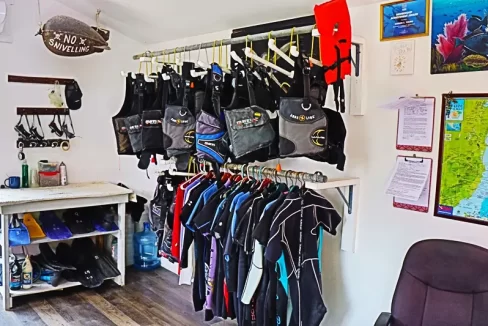 Black_Durgon_Dive_Shop_009_caye_caulker_belize
