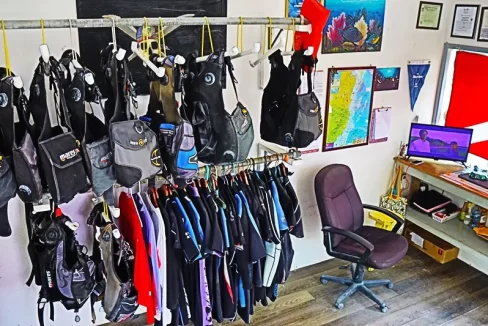 Black_Durgon_Dive_Shop_013_caye_caulker_belize