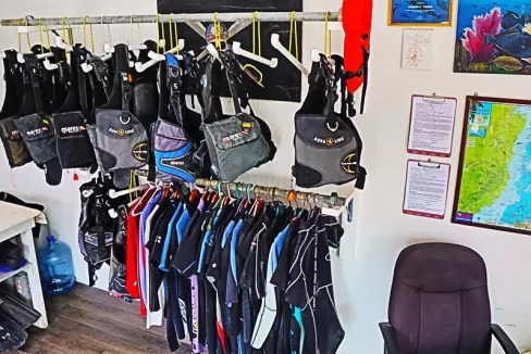 Black_Durgon_Dive_Shop_014_caye_caulker_belize