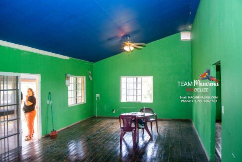 Charming-Triplex-in-San-Ignacio17-1170x785