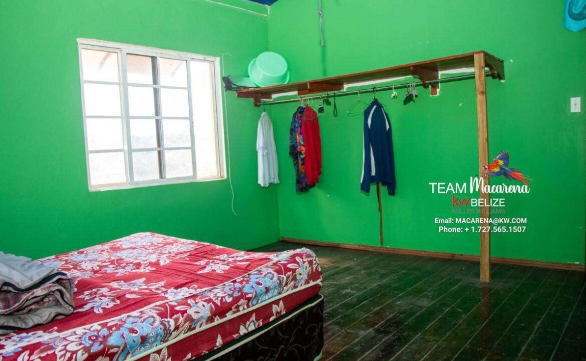 Charming-Triplex-in-San-Ignacio20-1170x785