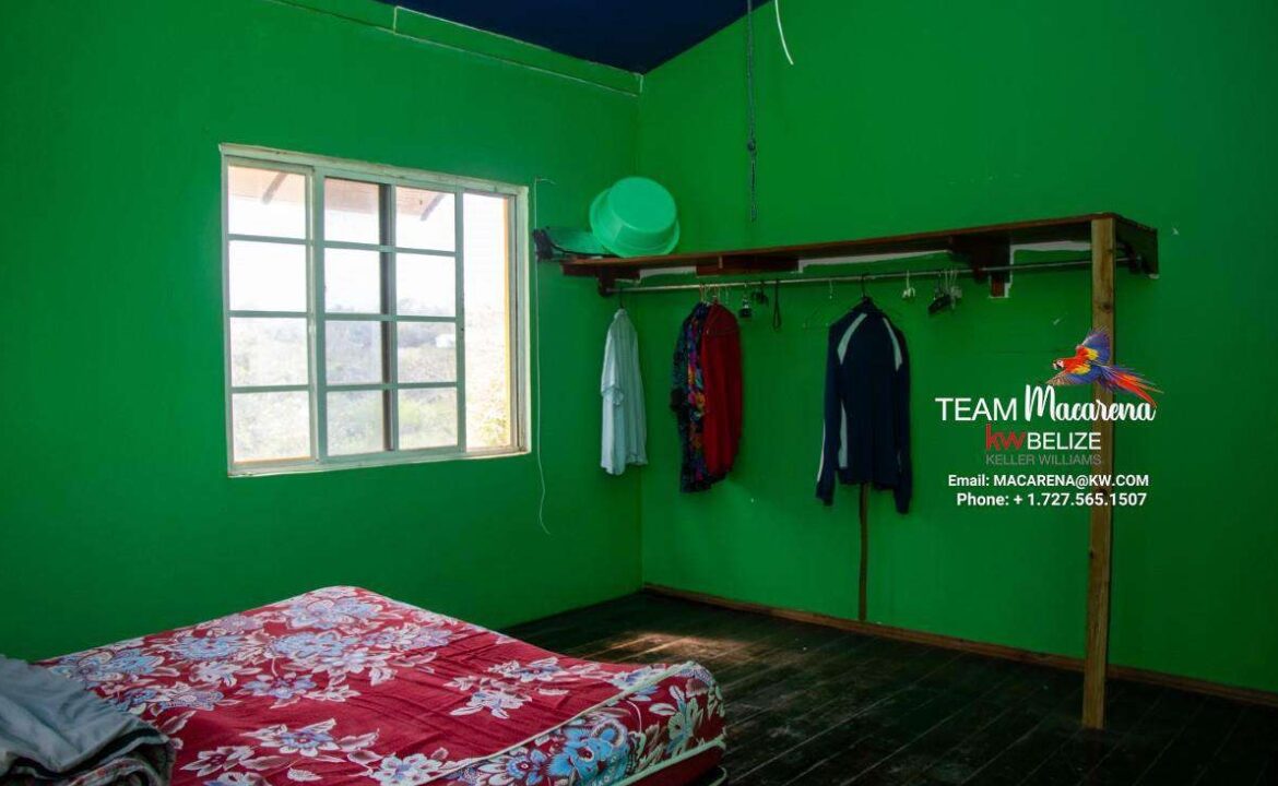 Charming-Triplex-in-San-Ignacio21-1170x785