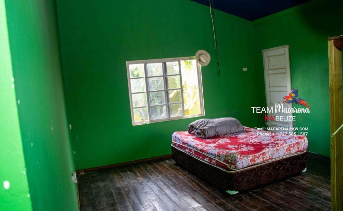 Charming-Triplex-in-San-Ignacio30-1170x785