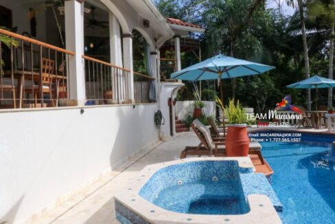 Exquisite-Belize-Luxury-Estate-Santa-Elena3-1170x785