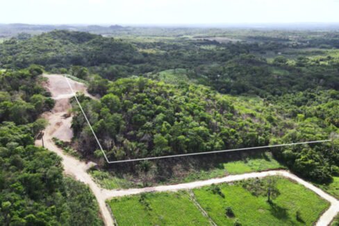 Hilltop-Property-for-sale-in-Belmopan-City-copy-835x467
