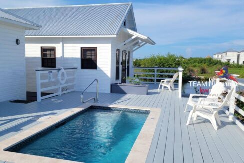 Home-and-Casita-Mahogany-Bay-Village1-1170x675
