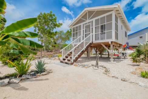 Home-with-Casita-Grand-Belizean-Estate-18-1170x785